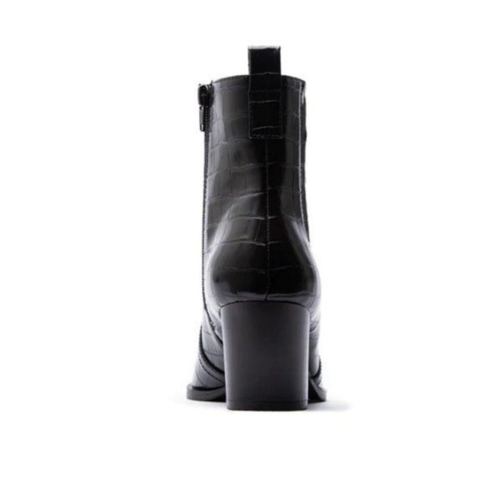 !! NEW !! Vegan Leather Ankle Cowboy Boots in Black Croc - Picture 8 of 10